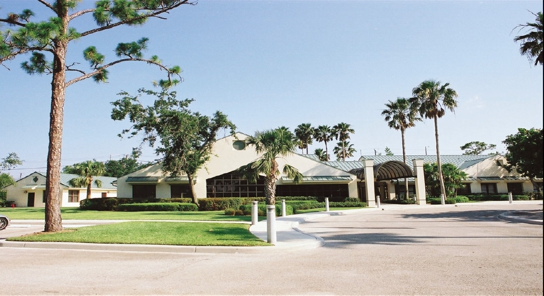 357 Hiatt Dr, Palm Beach Gardens, FL for lease Primary Photo- Image 1 of 6