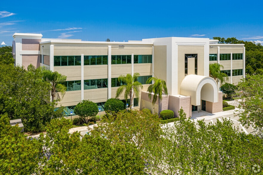 4750 E Park Dr, Palm Beach Gardens, FL for lease - Building Photo - Image 1 of 10