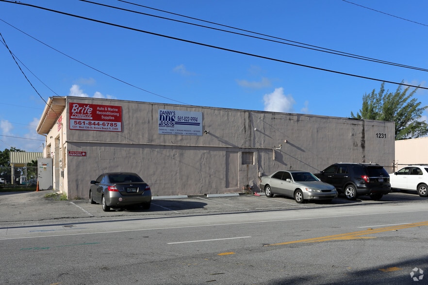 1231 W 13th St, Riviera Beach, FL for lease - Primary Photo - Image 1 of 5